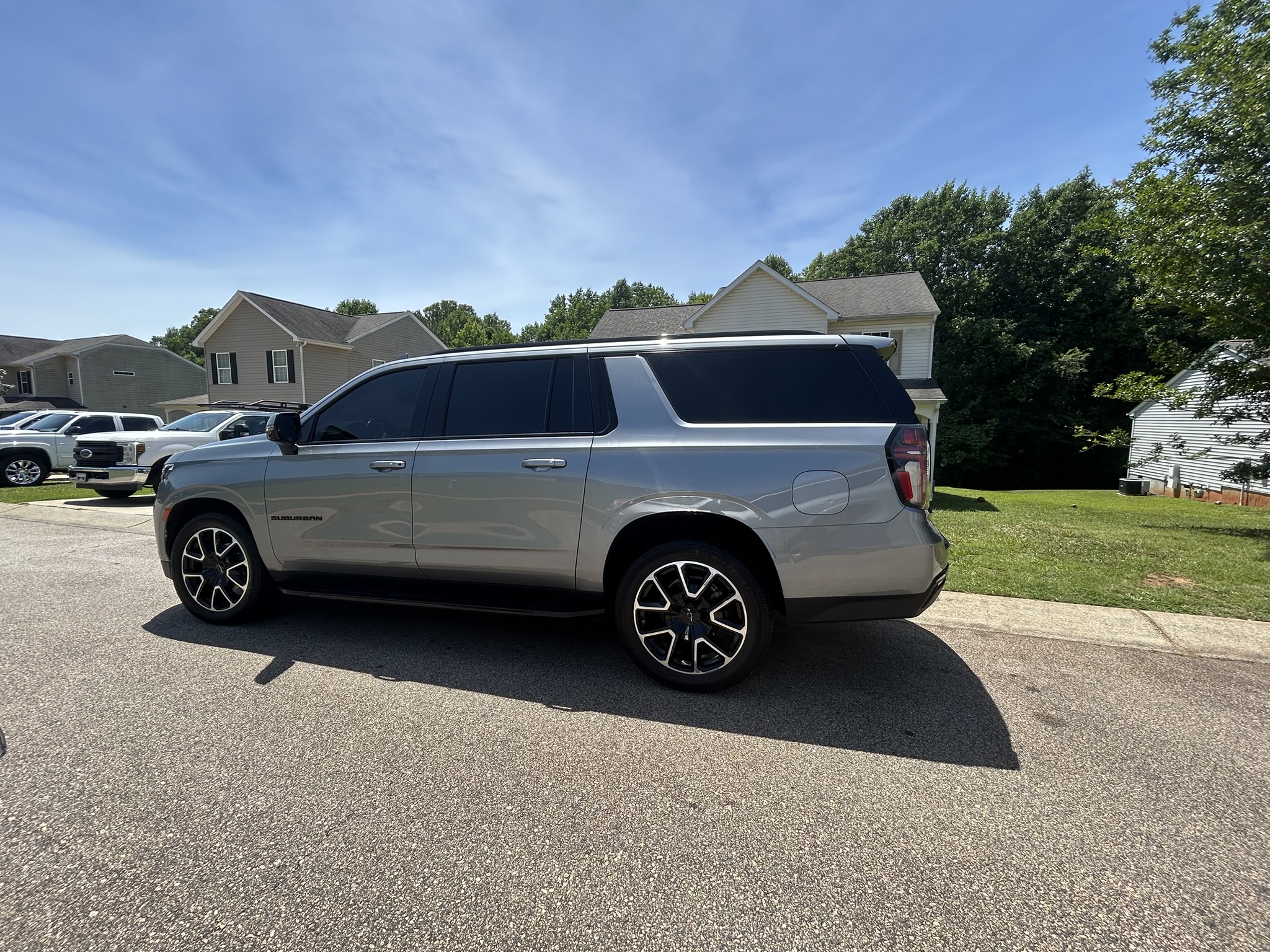 Vehicle with premium detailing shine